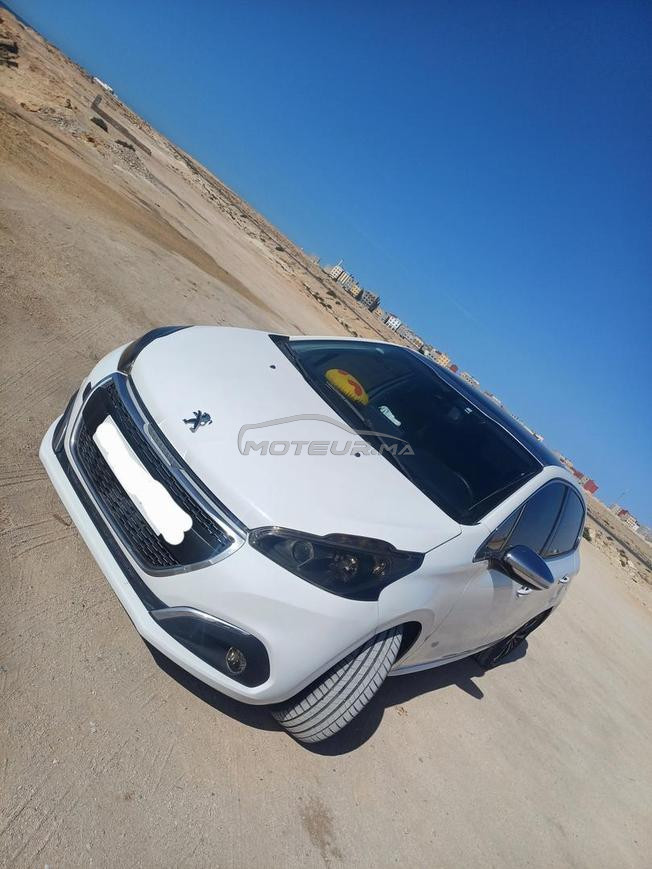 peugeot 208 white edition 