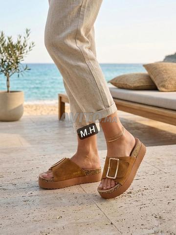 صندل نسائي فاخر مستورد