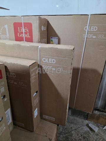 SAMSUNG 83 OLED S90F EUROPE LIV A DOMICILE