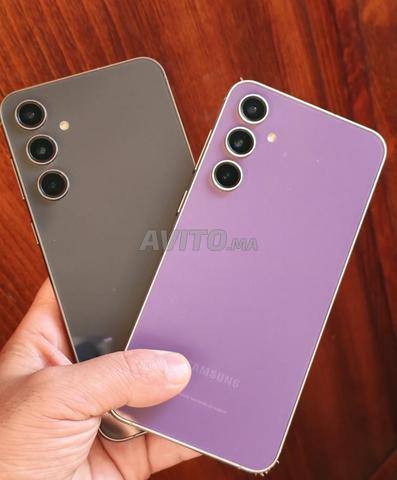 S23 Fe 5G noir et move 256Go très neuf