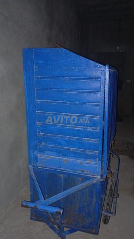 mais je suis disponible - 2