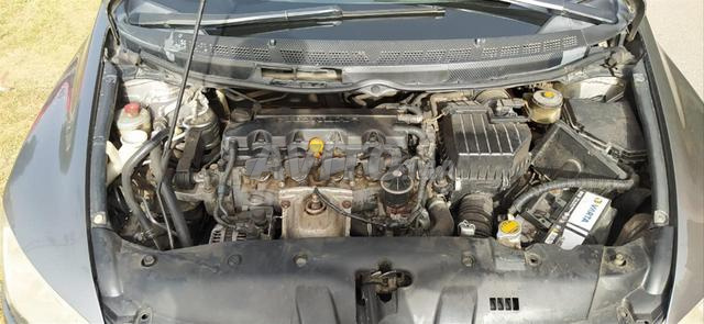 Honda Civic essence automatique - 2