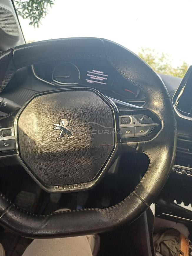peugeot 208tout option prix 155000