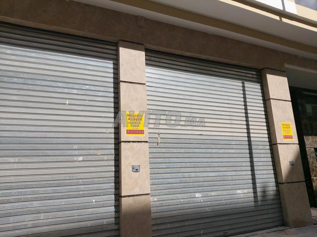 Magasins vides à louer - 2
