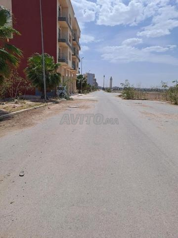 Terrain Commercial Idéalement Situé - 2