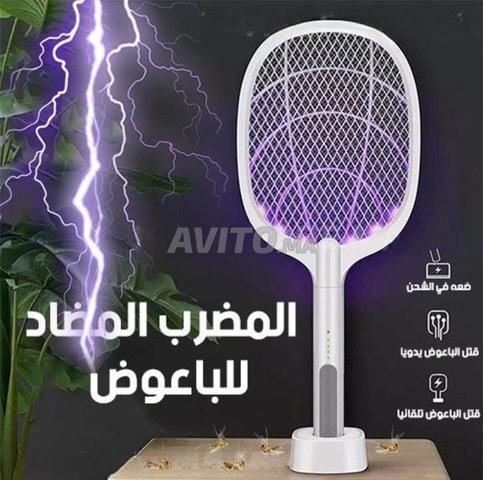 المضرب المضاد للبعوض