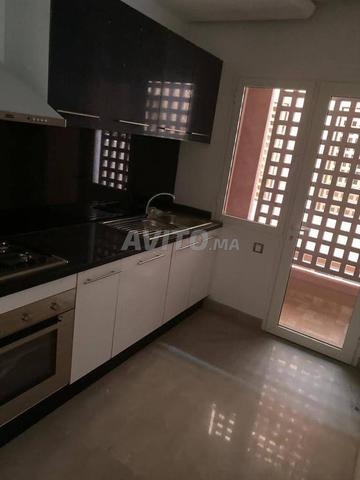 Maison 48 m2 à vendre, 3ème étage et demi, Mabrouka, Rwida