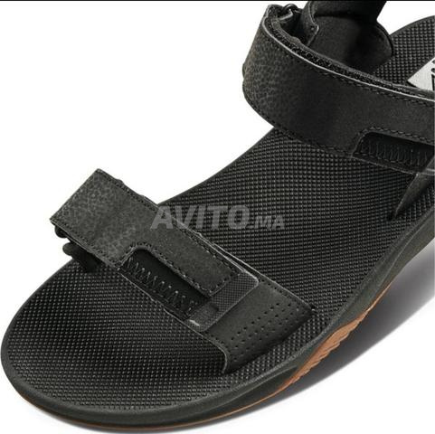 Sandale REEF Taille 44 - 2