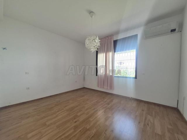 فيلا صغيرة للإيجار في السويسي