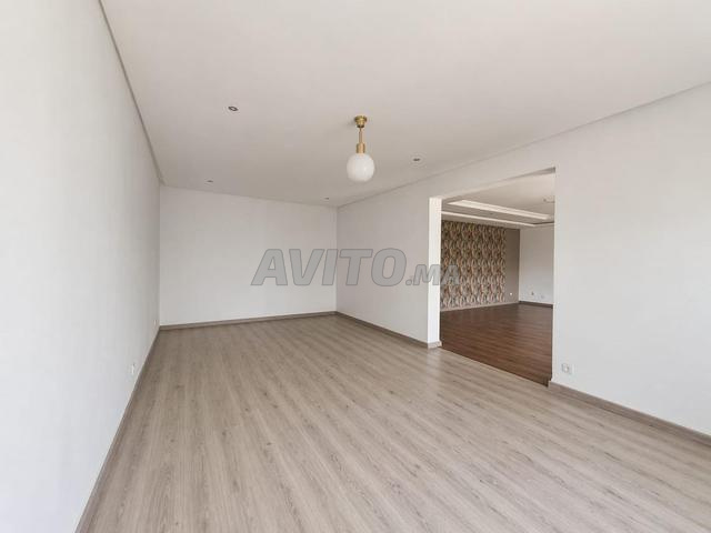 فيلا صغيرة للإيجار في السويسي