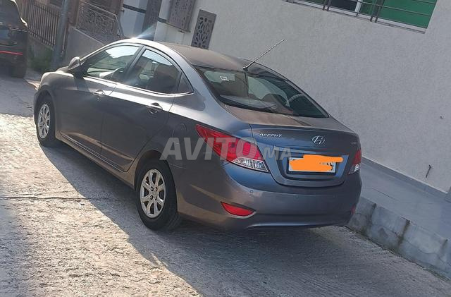 Hyundai Accent Diesel à vendre - 2