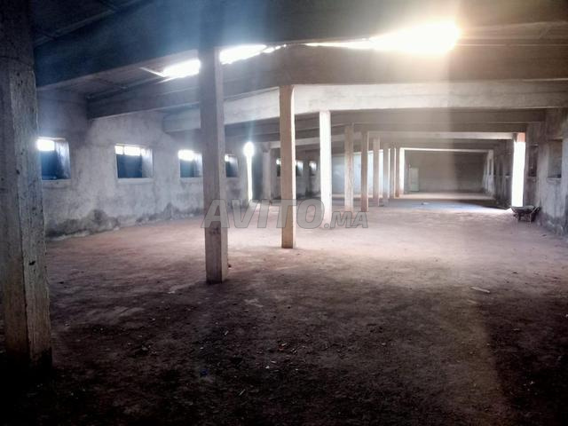 🏗️ Hangar 500 m2 et Terrain 8000 m2 Route Amizmiz