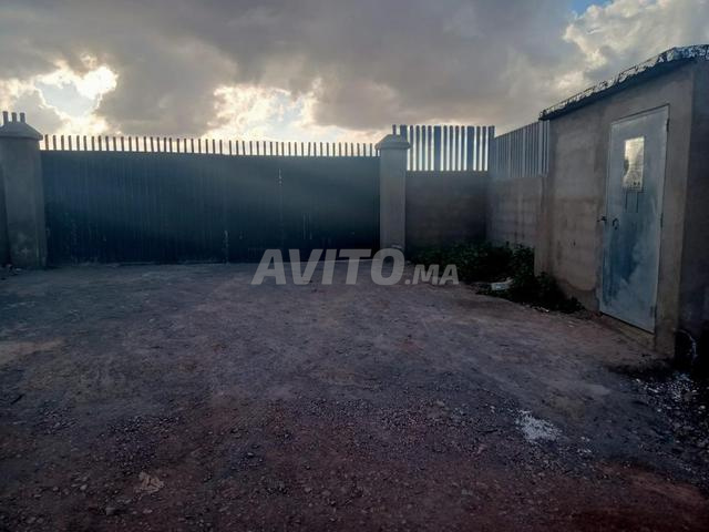 🏗️ Hangar 500 m2 et Terrain 8000 m2 Route Amizmiz