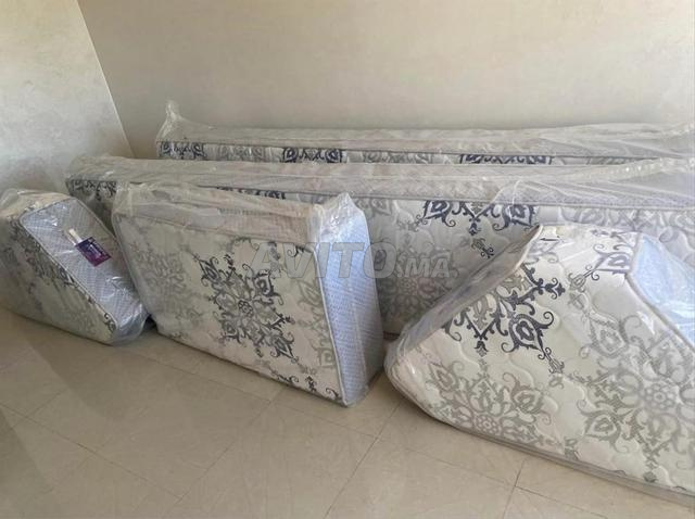 كنب كينيدورسال جديدة مع 9 وسائد