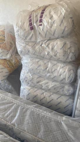 Banquettes Kinedorsal neuves avec 9 coussins - 2