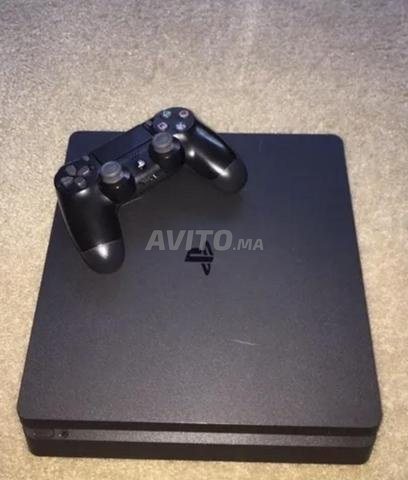 بلاي ستيشن 4 نظيفة
