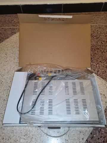 Récepteur numérique opérationnel Excellent état - 2