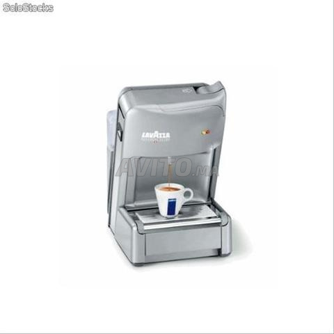 آلة قهوة لافازا كبسولات لافازا