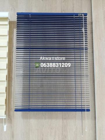 Store vénitien en promotion - 2