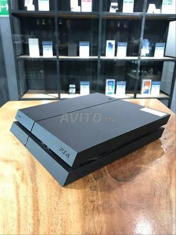 بلاي ستيشن 4 فات 825 جيجا، معدلة مع 10 ألعاب