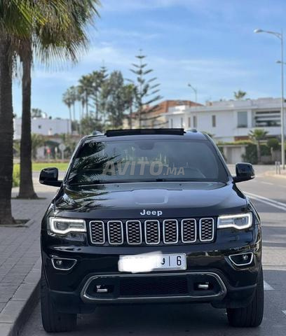 Jeep Grand Cherokee Overland - 2