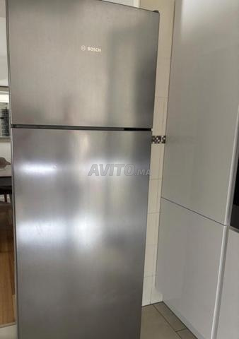 ثلاجة بوش جديدة