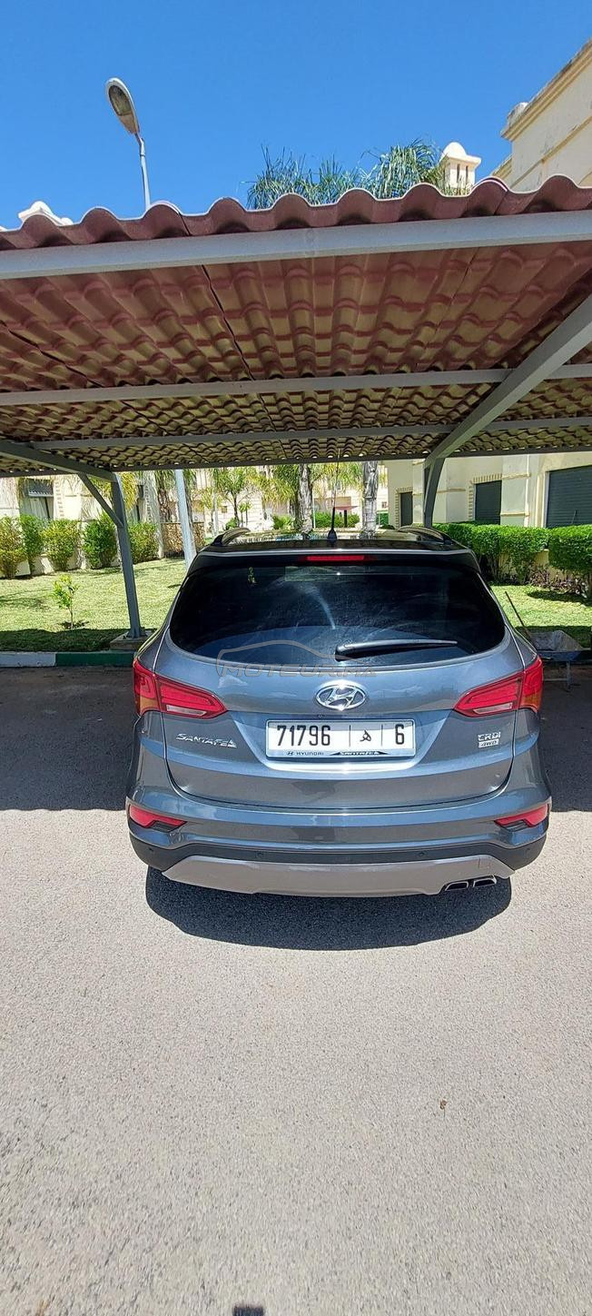 Voiture familiale bien entretenue