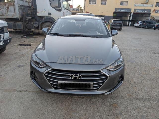 هيونداي إلنترا بحالة ممتازة - 2