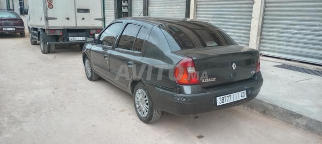 Renault Clio Essence 1.4