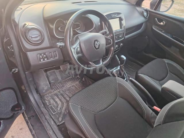 Renault Clio Diesel Automatique 2019 à Agadir