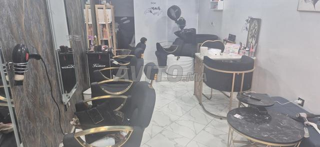 Salon de coiffure et d'esthétique privé pour femmes