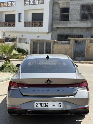 هيونداي إلنترا هايبرد - 2