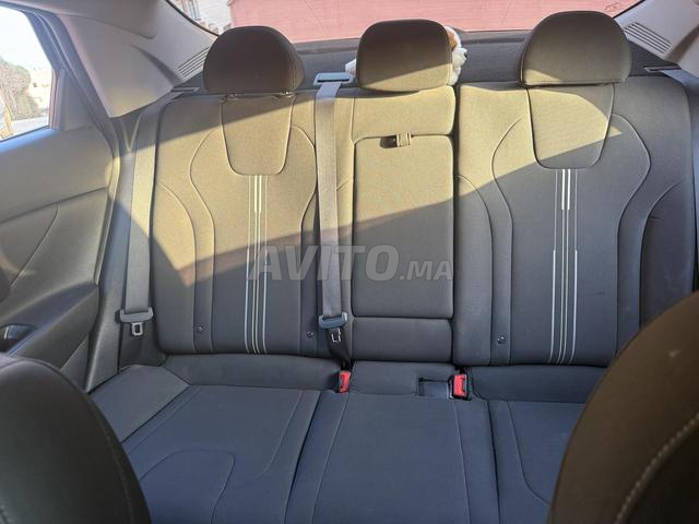 Hyundai Elantra hybride - 2