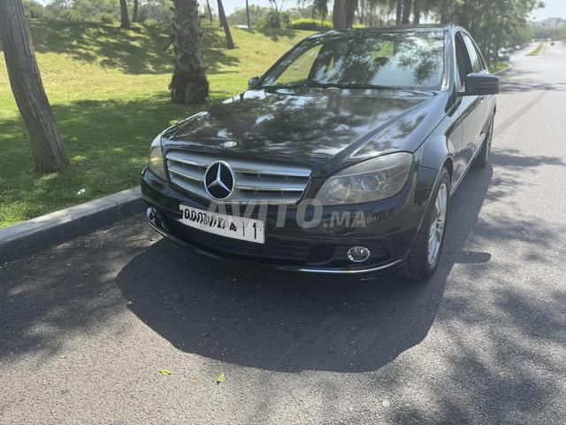 مرسيدس بنز الفئة سي ديزل أوتوماتيك 2010