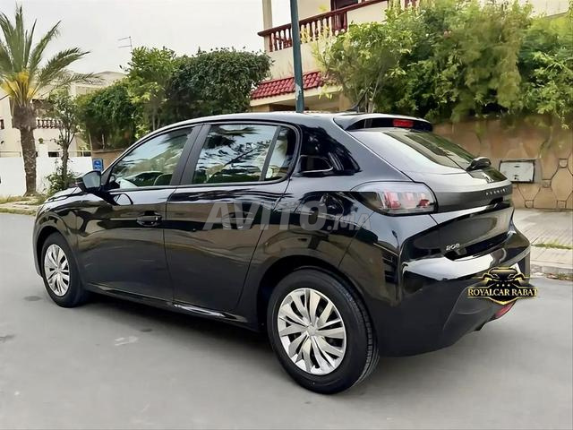 بيجو 208 1.2 بنزين 11/2020 - 2