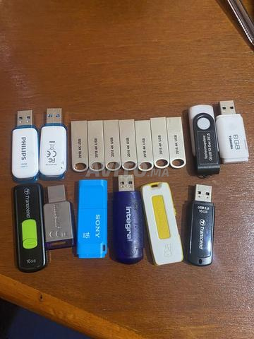 Clé USB (4, 8, 16 Go) encore très neuves - 2