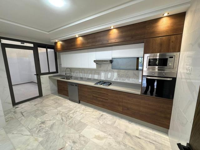 مطور عقاري - 2