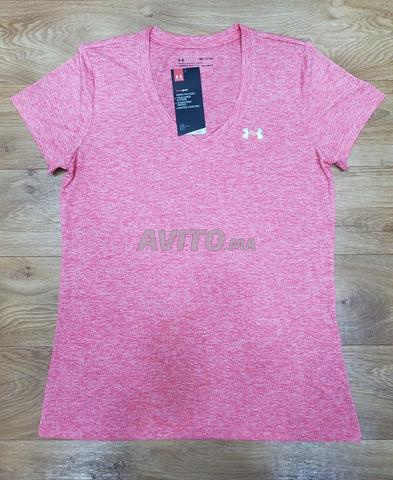 T-shirt Under Armour pour femme original neuf - 2