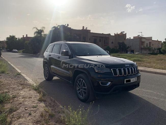 Grand cherokee en très bonne état à saisir