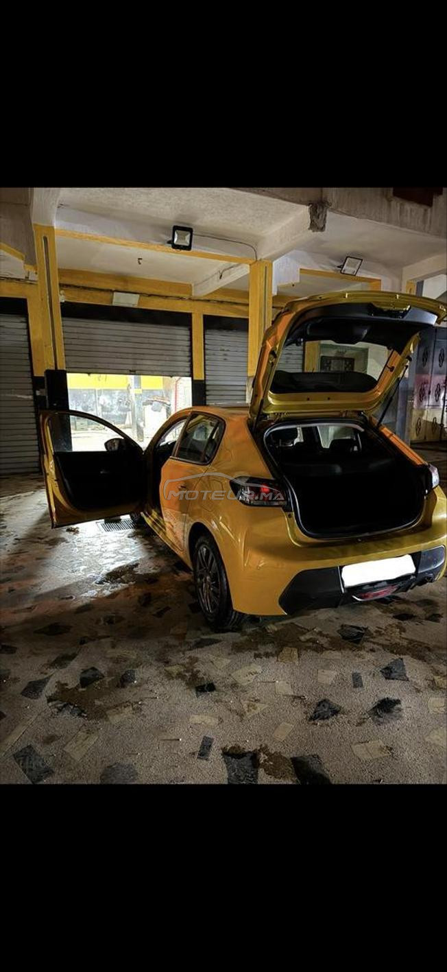 peugeot 208 automatique 