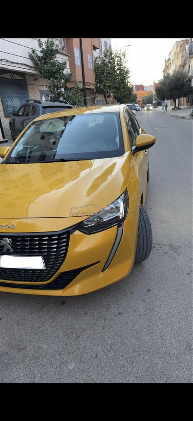 peugeot 208 automatique 