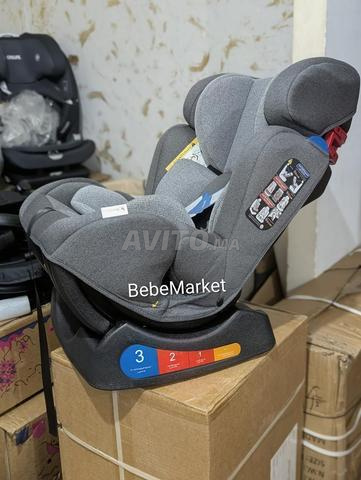 مقعد سيارة للأطفال قابل للإمالة – تثبيت بالحزام