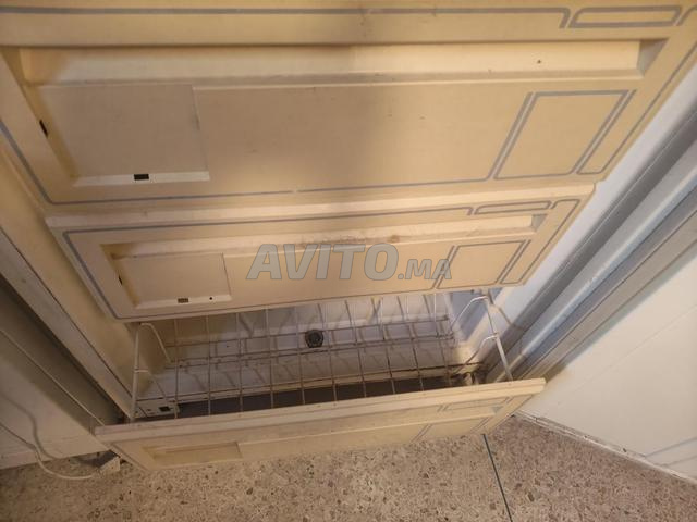 ثلاجة عملية وسعر مناسب جداً - 2