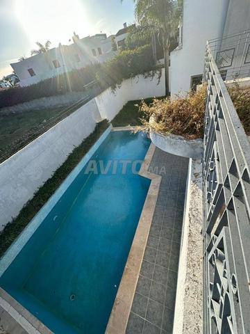 فيلا للإيجار مفروشة وغير مفروشة في الرباط - 2