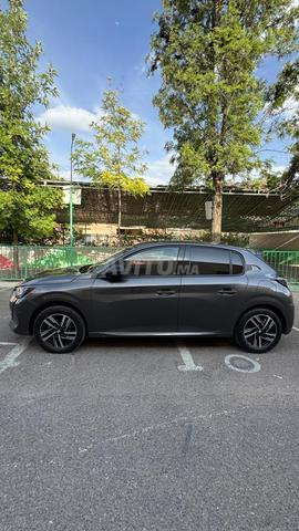 Peugeot 208 Allure - 2