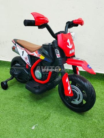 MOTO ÉLECTRIQUE 12V - 2