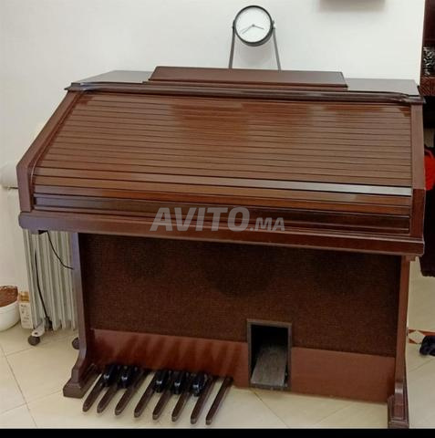 Piano Eminent Solina F225 année 1971 - 2