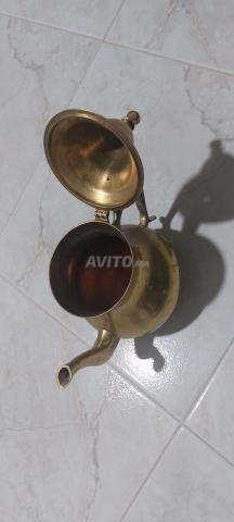 براد تقليدي من النحاس