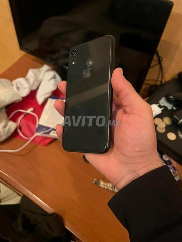 iPhone XR 64Go 81% batterie