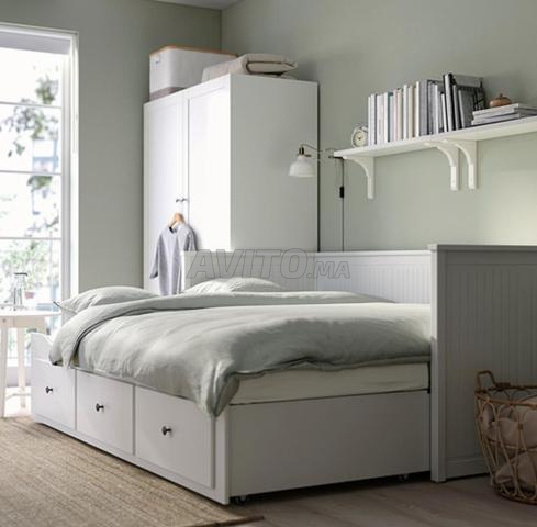 Lit Hemnes avec 2 matelas 3500 dh non négociable - 2